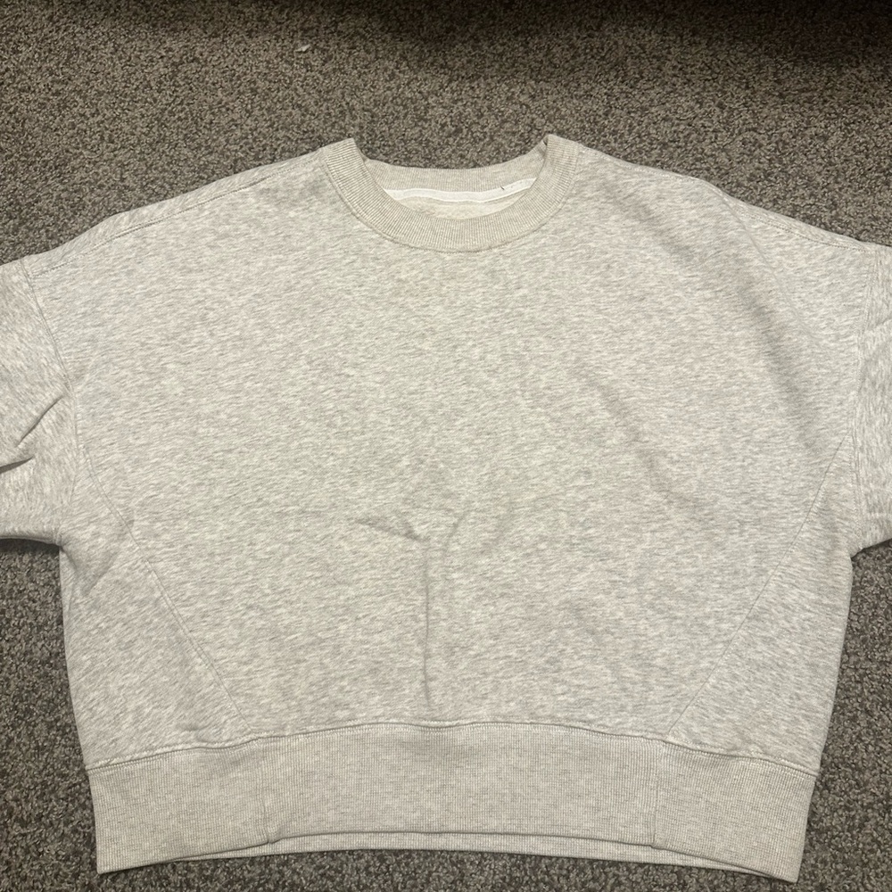 Abercrombie Gray Cropped Sweatshirt
